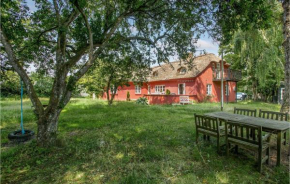 3 Bedroom Cozy Home In Hals, Hals